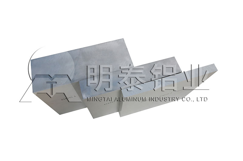 鋁闆廠(chǎng)傢(jia)_油箱用(yong)5083鋁闆_5052鋁闆價格